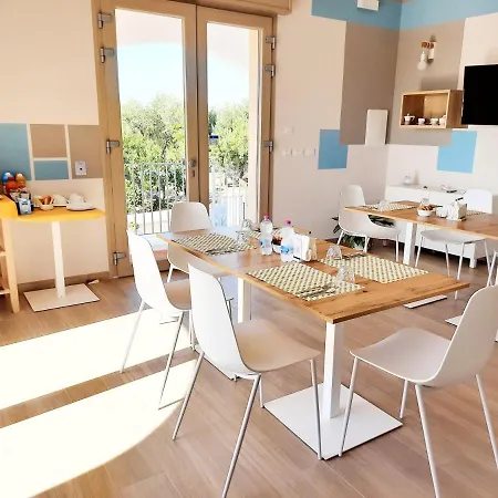 Shekhinah Restaurant 3*