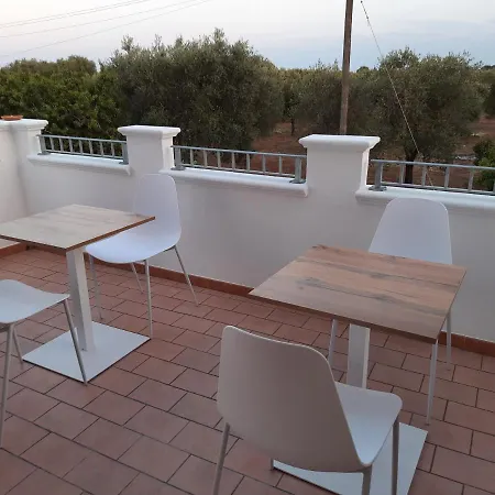 Shekhinah Restaurant 住宿加早餐酒店 3*