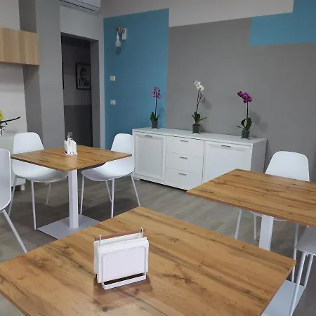 Shekhinah Restaurant