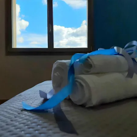 Shekhinah Restaurant 住宿加早餐酒店