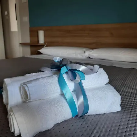 住宿加早餐酒店 Shekhinah Restaurant 3*