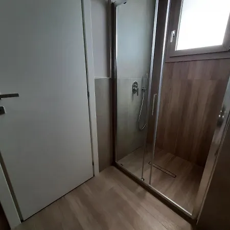 住宿加早餐酒店 Shekhinah Restaurant