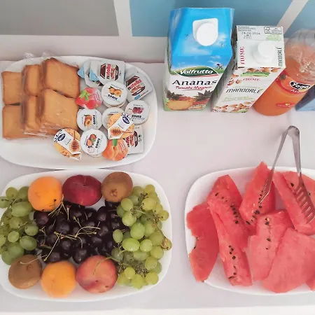 住宿加早餐酒店 Shekhinah Restaurant 玛鲁吉奥