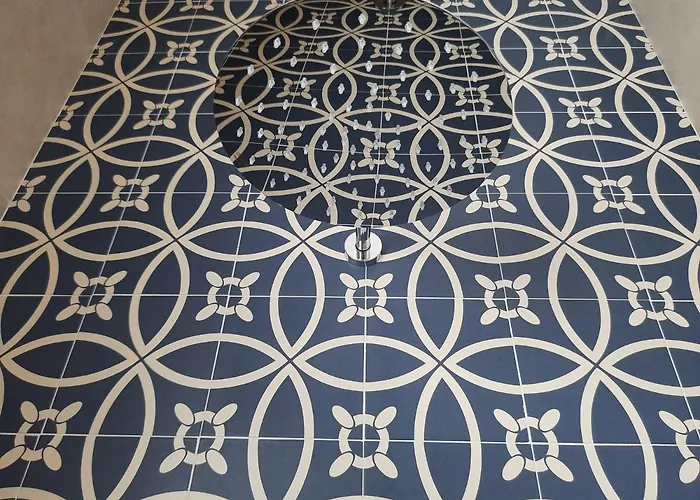 Shekhinah Restaurant مارودجو