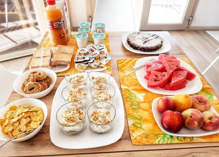 Shekhinah Restaurant 3* مارودجو