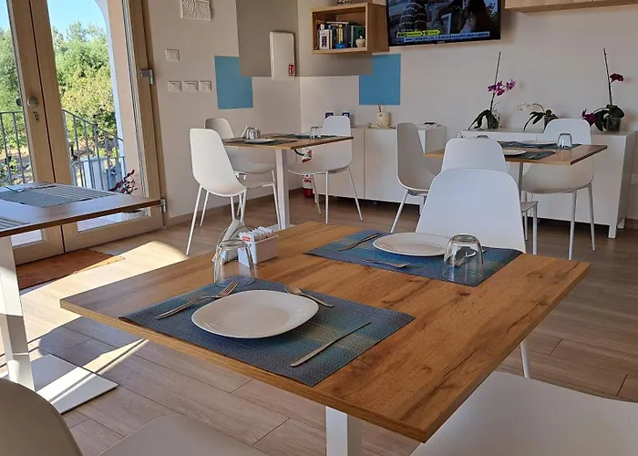 فندق مبيت وإفطار Shekhinah Restaurant 3*