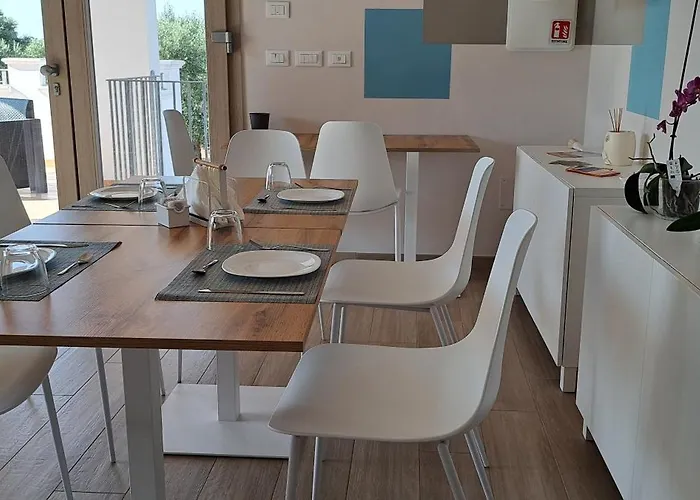 Shekhinah Restaurant 3* مارودجو